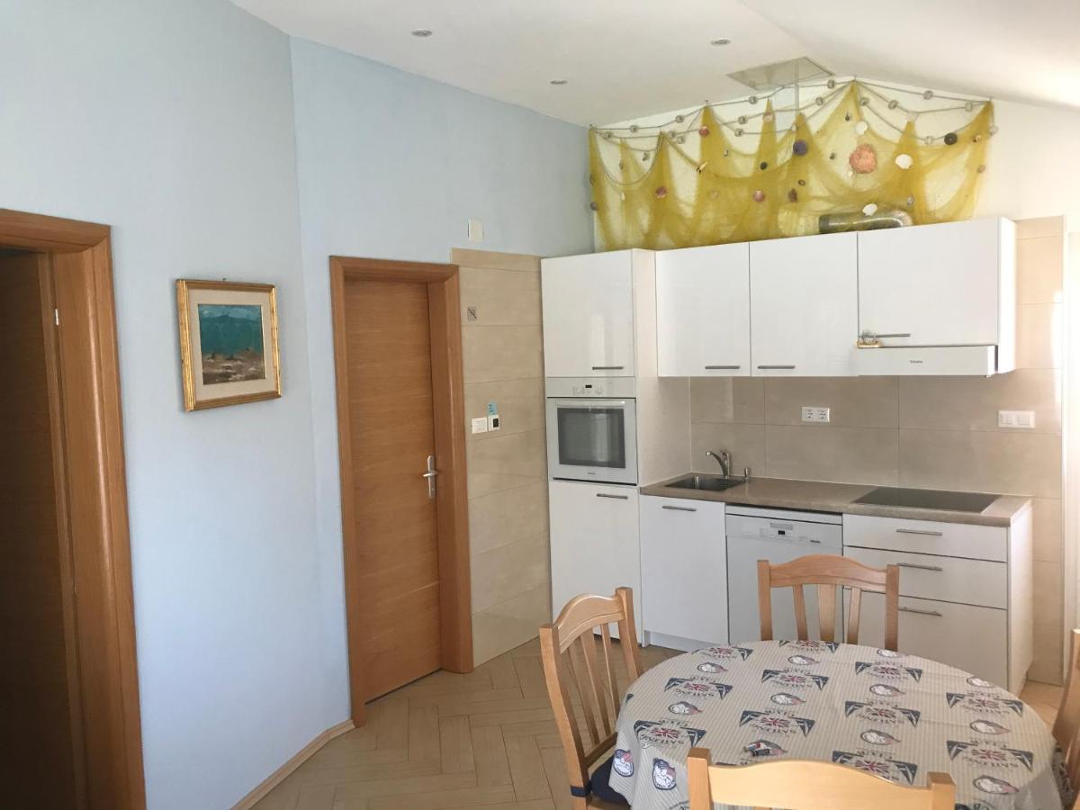 Apartment Klara クルク エクステリア 写真