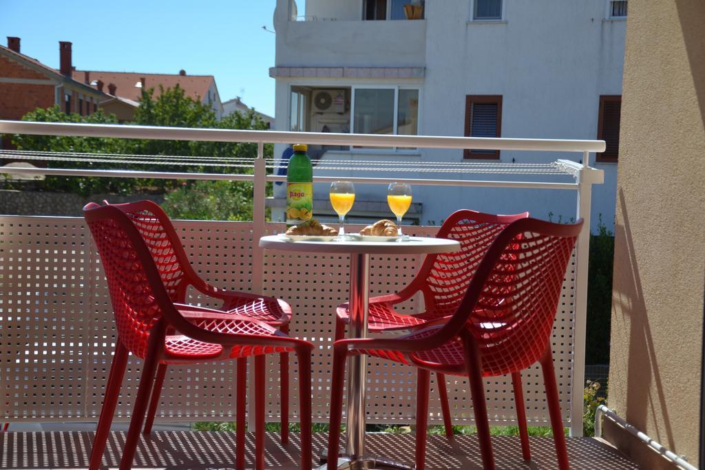 Apartment Klara クルク エクステリア 写真